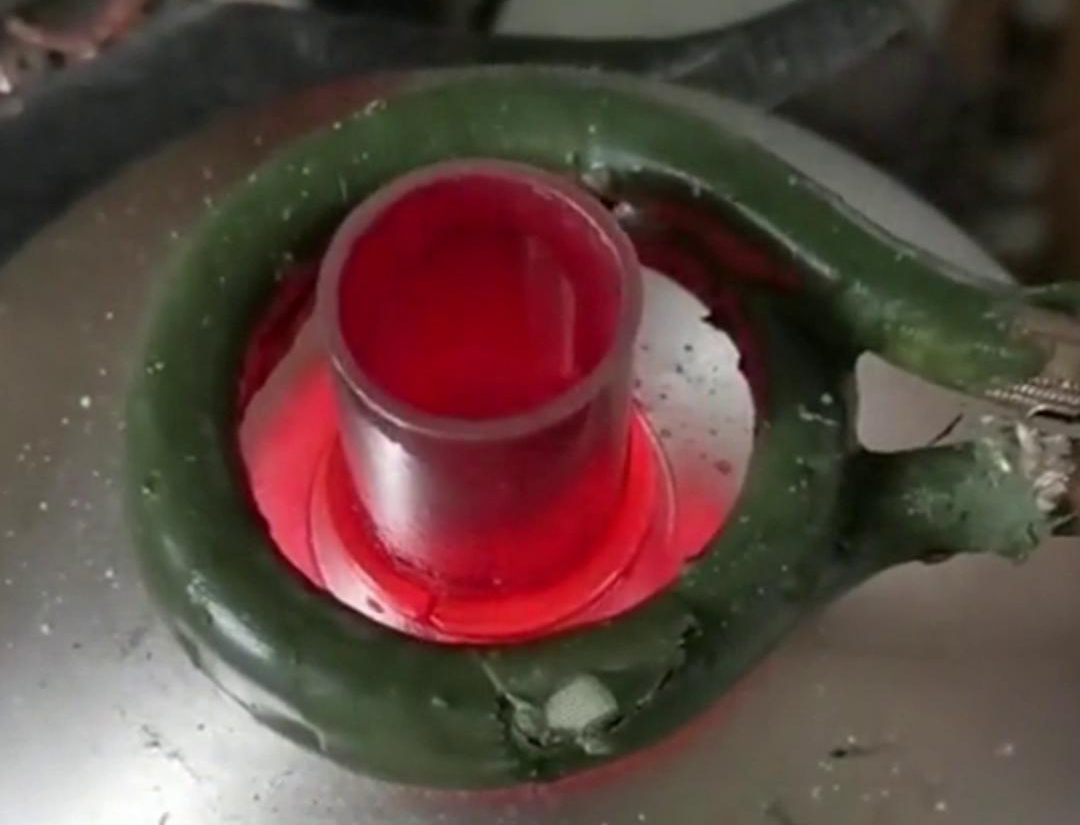 高頻焊機(jī)，不單純只是焊接銅管鋁管，還可以焊接不銹鋼鐵更各類異種金屬釬焊